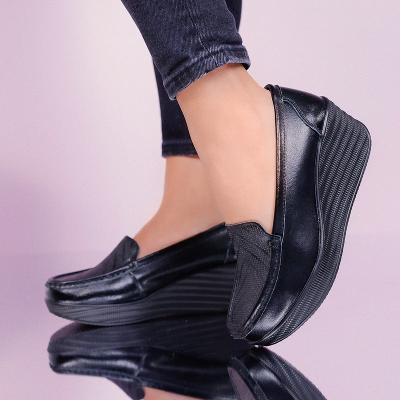 Pantofi cu platforma Aurelia - Black