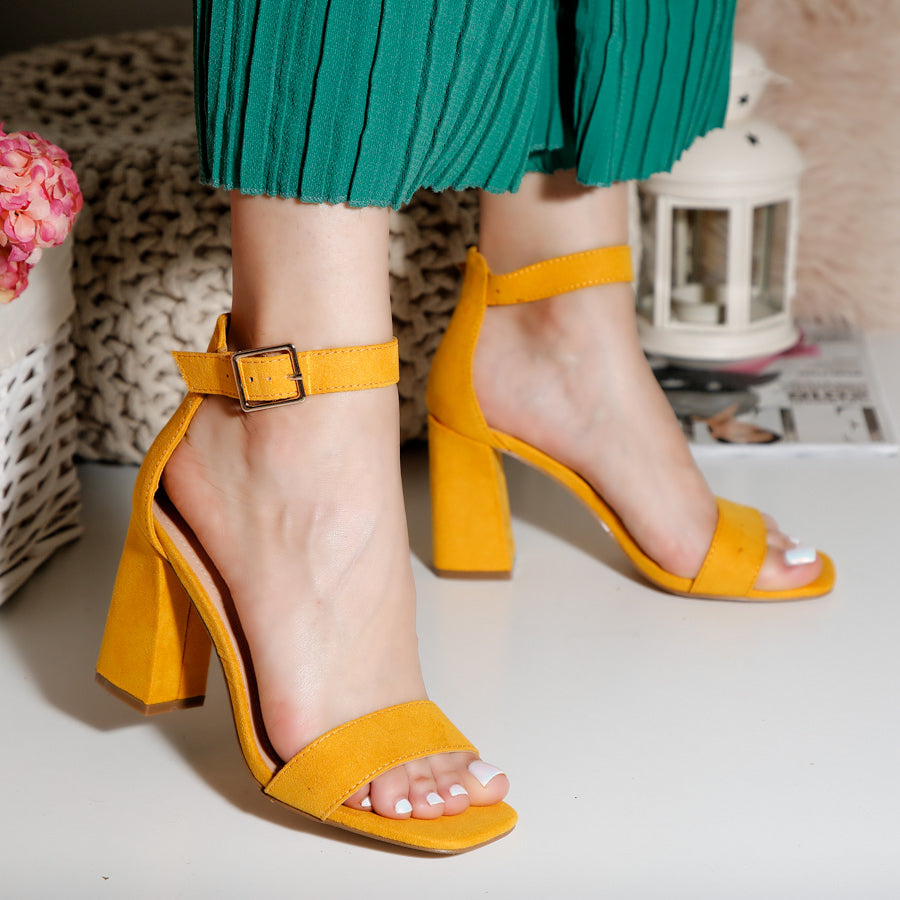 Sandale cu toc Galya - Yellow